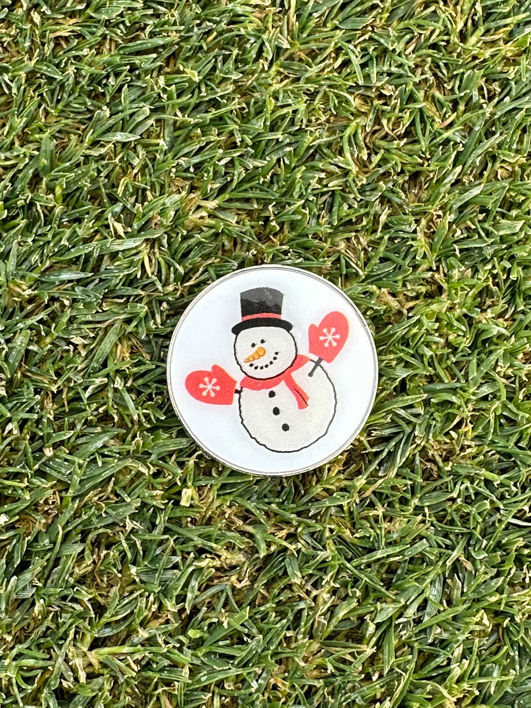 Holiday Golf Ball Markers. (on green ball markers)